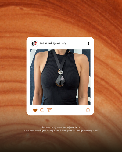 Bold Elegant Necklace in Tawny Colour