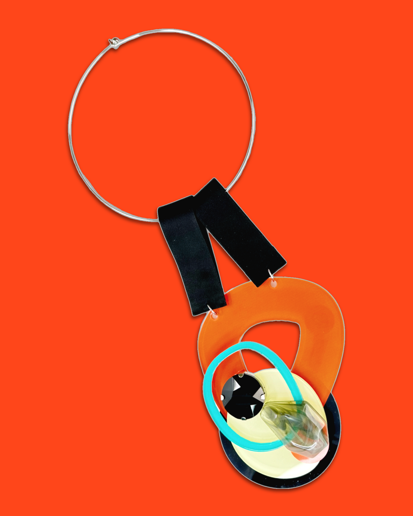 Detachable scarlet necklace brooch with geometric acrylic hardware and marble pattern gem.